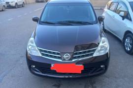 Nissan, Tiida, 2012