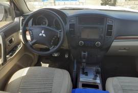 Mitsubishi, Pajero, 2008