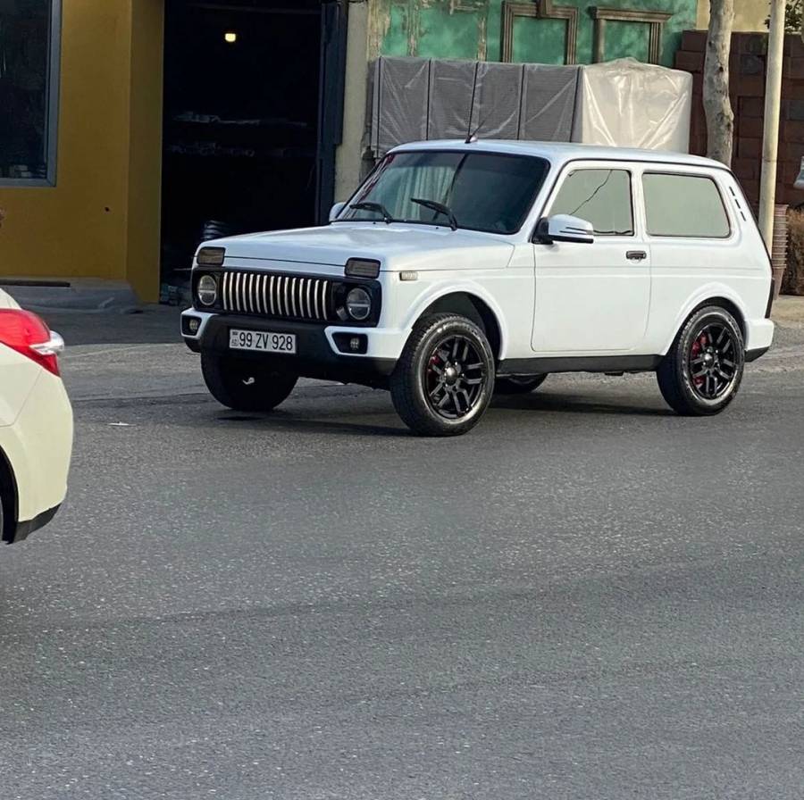 LADA (VAZ), Niva, 2010